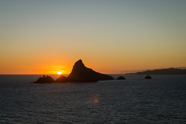 This shot of the sunset over Makaroa Island was taken_20073324621_m
