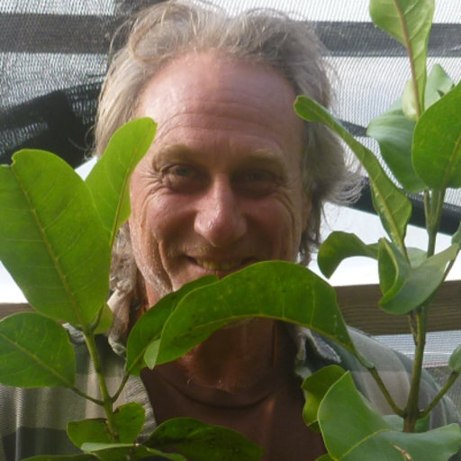 Hank Oppenheimer discovered the new plant species.