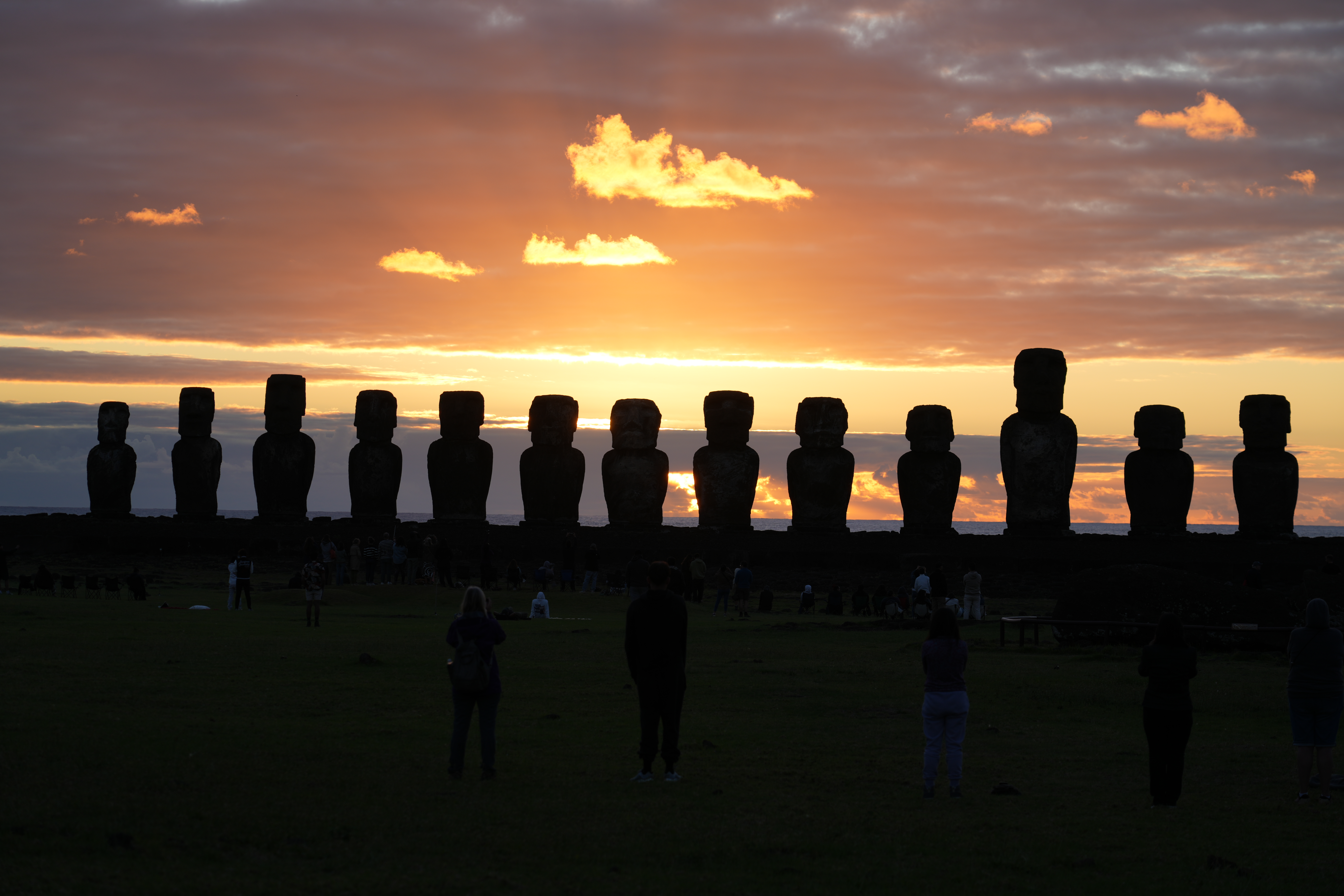 Island-Conservation-moai-silhouette-Jose-Luis-Cabello Silhouettes of Rapa Nui's iconic Moai statues. Photo credit: Island Conservation / Jose Luis Cabello